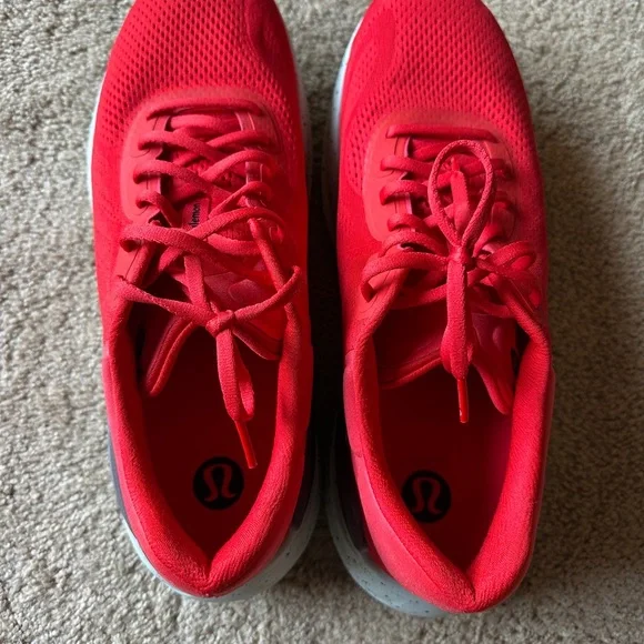 lululemon beyondfeel men’s Red Running Shoes - Picture 5 of 6
